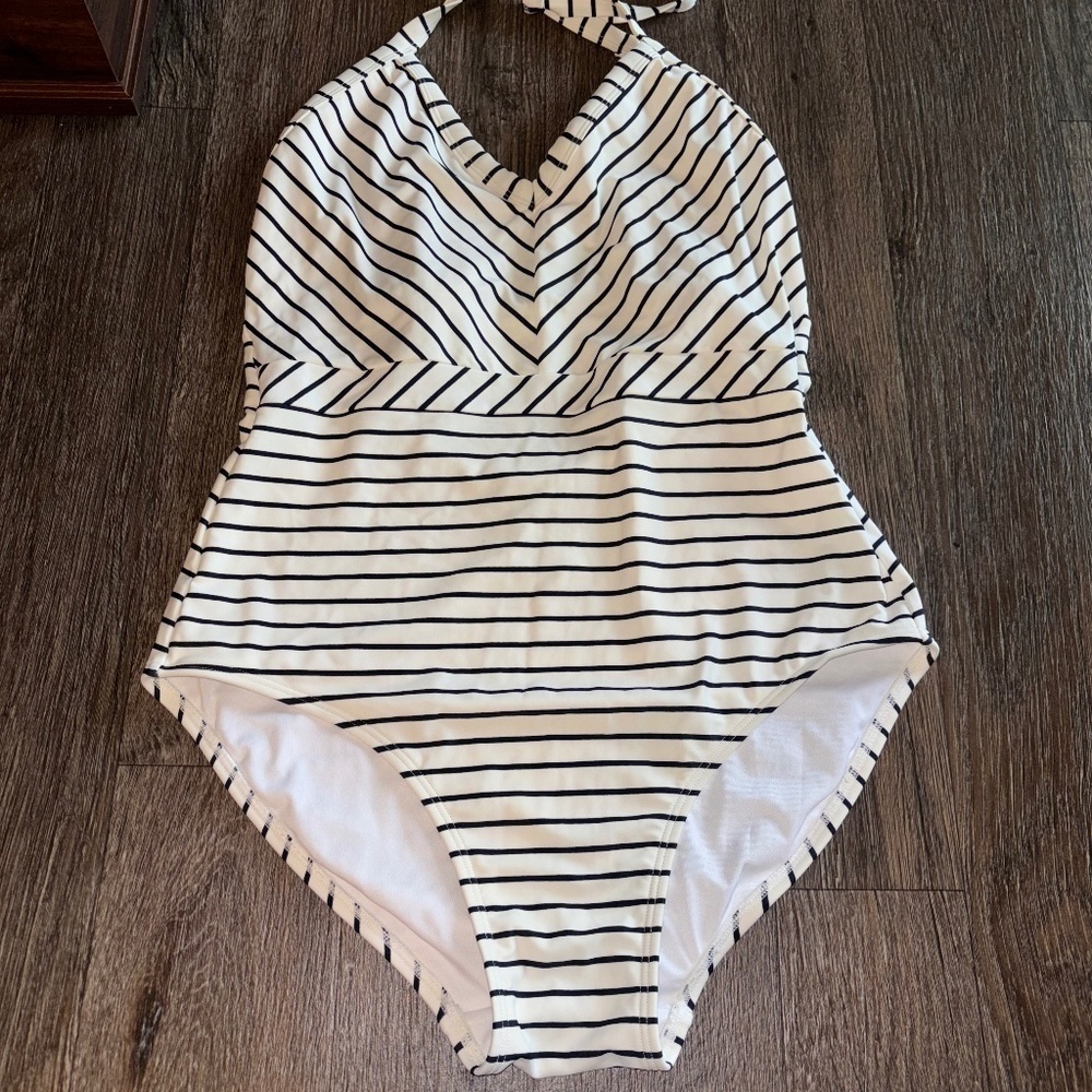 Tommy Hilfiger size 14 swimwear navy and white